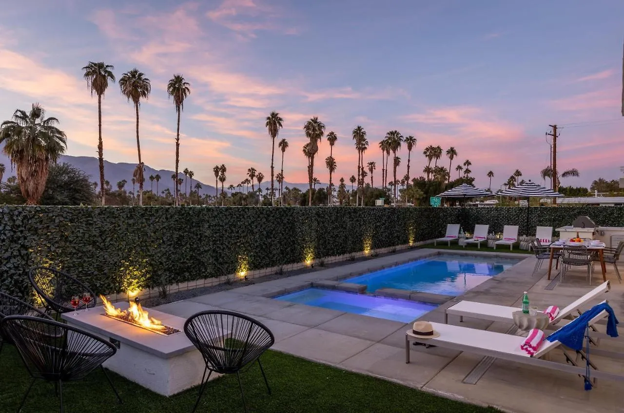 Willa Picture Perfect Retreat By Acme House Company Palm Springs