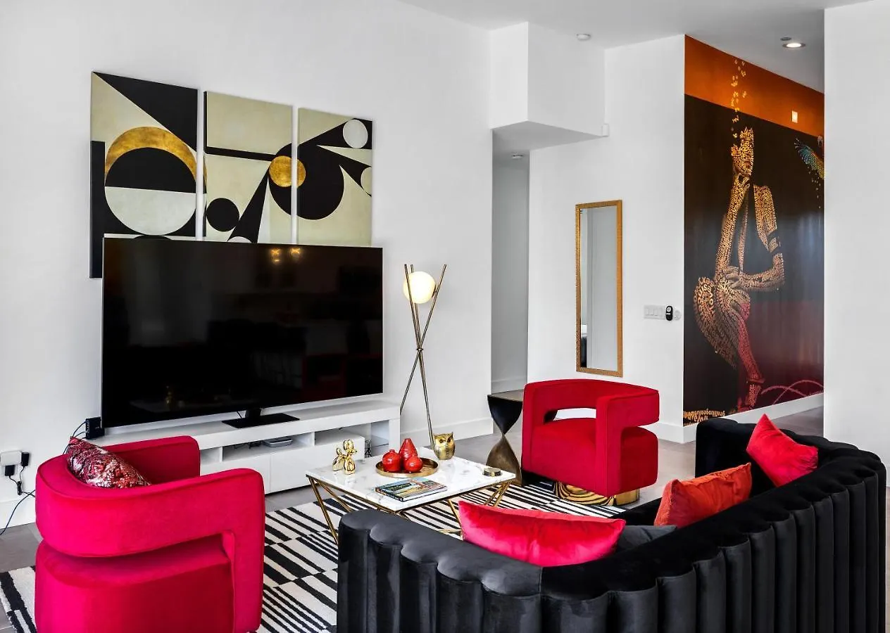 Willa Picture Perfect Retreat By Acme House Company Palm Springs